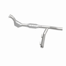 Load image into Gallery viewer, MagnaFlow Conv DF 97-98 Ford Expedition 4.6 | 93130
