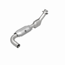Load image into Gallery viewer, MagnaFlow Conv DF 99-00 Ford F-150 4.2L 2WD D/S
