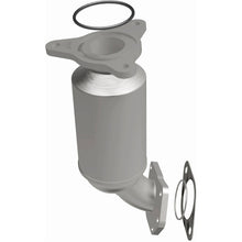 Load image into Gallery viewer, Magnaflow 14-15 Chevrolet Impala 2.5L Direct Fit Converter
