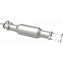 Load image into Gallery viewer, Magnaflow 10-13 Kia Forte 2.4L Direct Fit Converter
