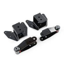 Load image into Gallery viewer, QA1 99-06 Chevy Silverado 1500 2WD Long Bed Lowering Kit - Single Adjustable | LK01-GMT06

