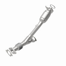 Load image into Gallery viewer, Magnaflow 2007 Chevrolet Malibu 3.5L Direct Fit Converter
