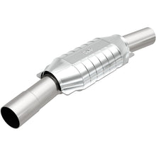 Load image into Gallery viewer, MagnaFlow Conv DF GM 25inch x 7inch x 4inch 2.5/2.5inch
