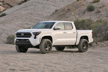 Load image into Gallery viewer, Fabtech 2024 Toyota Tacoma 4WD (w/o AVS) 1.5in Leveling Kit Fabtech
