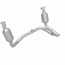 Load image into Gallery viewer, Magnaflow 2006 Jeep Grand Cherokee 4.7L Direct Fit Converter
