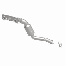Load image into Gallery viewer, MagnaFlow Conv DF 2008-2010 BMW 528i/528i xDrive 3.0L Underbody
