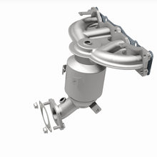 Load image into Gallery viewer, Magnaflow 13-17 Hyundai Santa Fe Sport 2.4L Direct Fit Cat Converter
