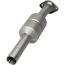 Load image into Gallery viewer, Magnaflow 04-07 Toyota Highlander 3.3L Direct Fit Converter
