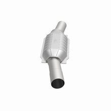 Load image into Gallery viewer, MagnaFlow Conv DF GM 25inch x 7inch x 4inch 2.5/2.5inch
