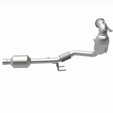 Load image into Gallery viewer, MagnaFlow 22-23 Volkswagen Jetta Direct Fit OEM Grade EPA Compliant Catalytic Converter
