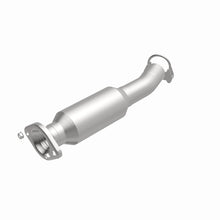 Load image into Gallery viewer, Magnaflow 04-06 Toyota Sienna 3.3L Direct Fit Converter
