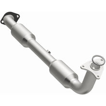 Load image into Gallery viewer, Magnaflow 13-17 Lexus LX570 5.7L Direct Fit Converter
