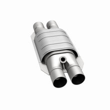 Load image into Gallery viewer, MagnaFlow Conv Univ 2 D/D W/O2 Boss
