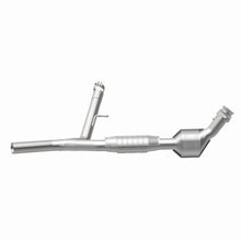 Load image into Gallery viewer, MagnaFlow Conv DF 04-06 F-150 5.4 2WD P/S 49S
