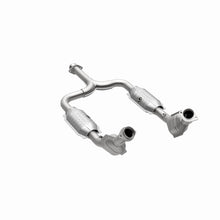 Load image into Gallery viewer, MagnaFlow Conv DF 99-04 Ford Mustang 3.8L
