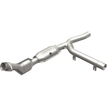 Load image into Gallery viewer, MagnaFlow Conv DF 01-04 Ford F-150 4.2L 2wd
