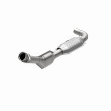 Load image into Gallery viewer, MagnaFlow Conv DF 99-00 Ford F-150 4.2L 2WD D/S
