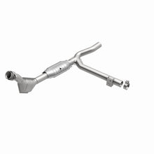 Load image into Gallery viewer, MagnaFlow Conv DF 99-00 F-150 4.2L V6 2WD P/

