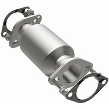 Load image into Gallery viewer, Magnaflow 08-09 Kia Spectra 2.0L Direct Fit Converter
