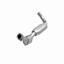 Load image into Gallery viewer, MagnaFlow Conv DF 97-98 Ford F-150 Pickup 4.2L D/S 4WD (49 State)
