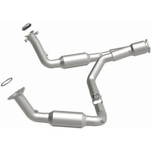 Load image into Gallery viewer, MagnaFlow Conv Direct Fit 07-09 Chevy Trailblazer SS 6.0L V8
