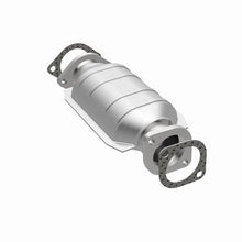 Load image into Gallery viewer, MagnaFlow 02-04 Infiniti I35 3.5L / 02-03 Nissan Maxima 3.5L Rear Underbody D/F Catalytic Converter
