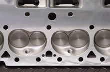 Load image into Gallery viewer, Edelbrock EDE60759 Edelbrock Single Perf SBC 70cc Head Comp
