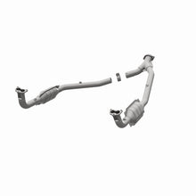 Load image into Gallery viewer, MagnaFlow Conv DF 97 Land Rover Defender 90 4.0L Y-Pipe Assy / 96-99 Discovery 4.0L Y-Pipe Assy
