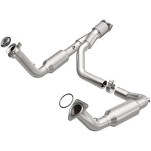 Load image into Gallery viewer, MagnaFlow Conv Direct Fit 07-09 Chevy Trailblazer SS 6.0L V8
