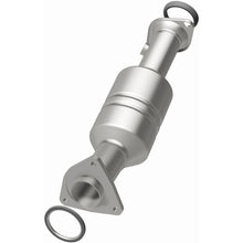 Load image into Gallery viewer, Magnaflow 10-12 Mazda CX-7 2.5L Direct Fit Converter
