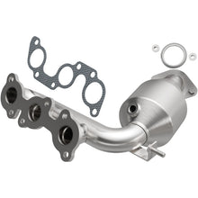 Load image into Gallery viewer, Magnaflow 04-06 Toyota Sienna 3.3L Direct Fit Converter
