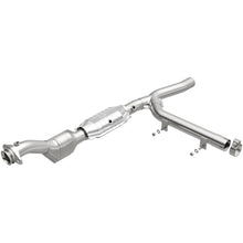 Load image into Gallery viewer, MagnaFlow Conv DF F150 Truck 97-98 V8 4.6L 2W
