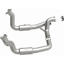Load image into Gallery viewer, Magnaflow 11-17 Ford F-250 Super Duty 6.2L Direct Fit Converter
