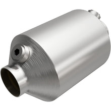 Load image into Gallery viewer, Magnaflow 2.00 2/O2 CA 5in. Spun CA Universal Converter

