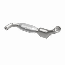 Load image into Gallery viewer, MagnaFlow Conv DF F150 Truck 97-98 V8 4.6L 2W

