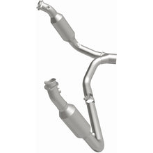Load image into Gallery viewer, Magnaflow 2006 Dodge Ram 1500 5.7L Direct Fit Converter
