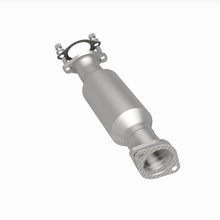 Load image into Gallery viewer, Magnaflow 07-09 Hyundai Santa Fe 3.3L Direct Fit Converter
