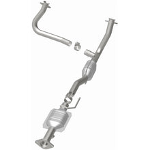 Load image into Gallery viewer, MagnaFlow Conv DF 96-97 Ford Aerostar 4.0L
