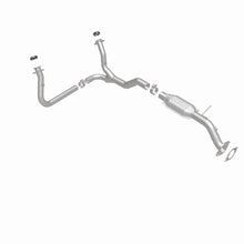Load image into Gallery viewer, MagnaFlow Conv DF 00-05 Blazer 4WD 4.3L
