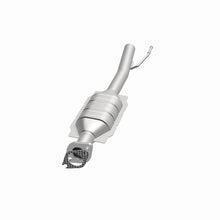 Load image into Gallery viewer, MagnaFlow Conv DF 01-04 Ford Escape 3.0L Rear / 01-04 Mazda Tribute 3.0L Rear
