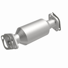 Load image into Gallery viewer, Magnaflow 10-13 Hyundai Santa Fe 2.4L Direct Fit Converter

