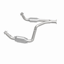 Load image into Gallery viewer, MagnaFlow Conv DF 00-01Tahoe/Yukon V8 5.7L
