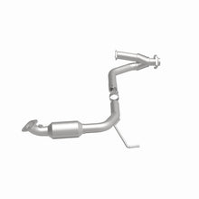Load image into Gallery viewer, MagnaFlow Conv DF 05-09 Toyota Tacoma 4.0L D/S Rear (49 State)
