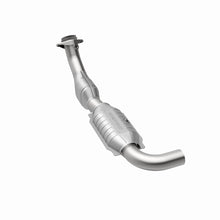 Load image into Gallery viewer, MagnaFlow Conv DF 00-01 Ford F-150 4.6L 2wd
