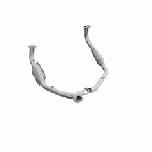 Load image into Gallery viewer, MagnaFlow Conv DF 97 Land Rover Defender 90 4.0L Y-Pipe Assy / 96-99 Discovery 4.0L Y-Pipe Assy
