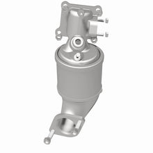 Load image into Gallery viewer, Magnaflow Catalytic Converter Direct Fit MagnaFlow DF Conv 21-22 Kia Sorento 2.5L OEM
