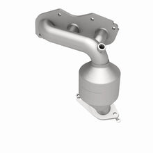 Load image into Gallery viewer, MagnaFlow Converter Direct Fit 07-15 Toyota Sienna 3.5L
