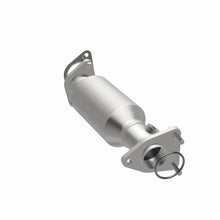Load image into Gallery viewer, Magnaflow 05-17 Nissan Frontier 4.0L Direct Fit Converter
