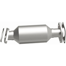 Load image into Gallery viewer, Magnaflow 10-13 Hyundai Santa Fe 2.4L Direct Fit Converter
