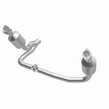 Load image into Gallery viewer, Magnaflow 2006 Jeep Grand Cherokee 4.7L Direct Fit Converter
